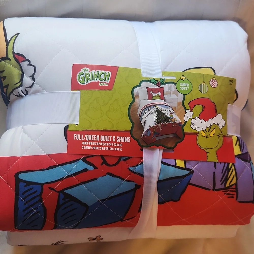 Christmas, Holiday, The Grinch Full/Queen Quilt & Shams Set